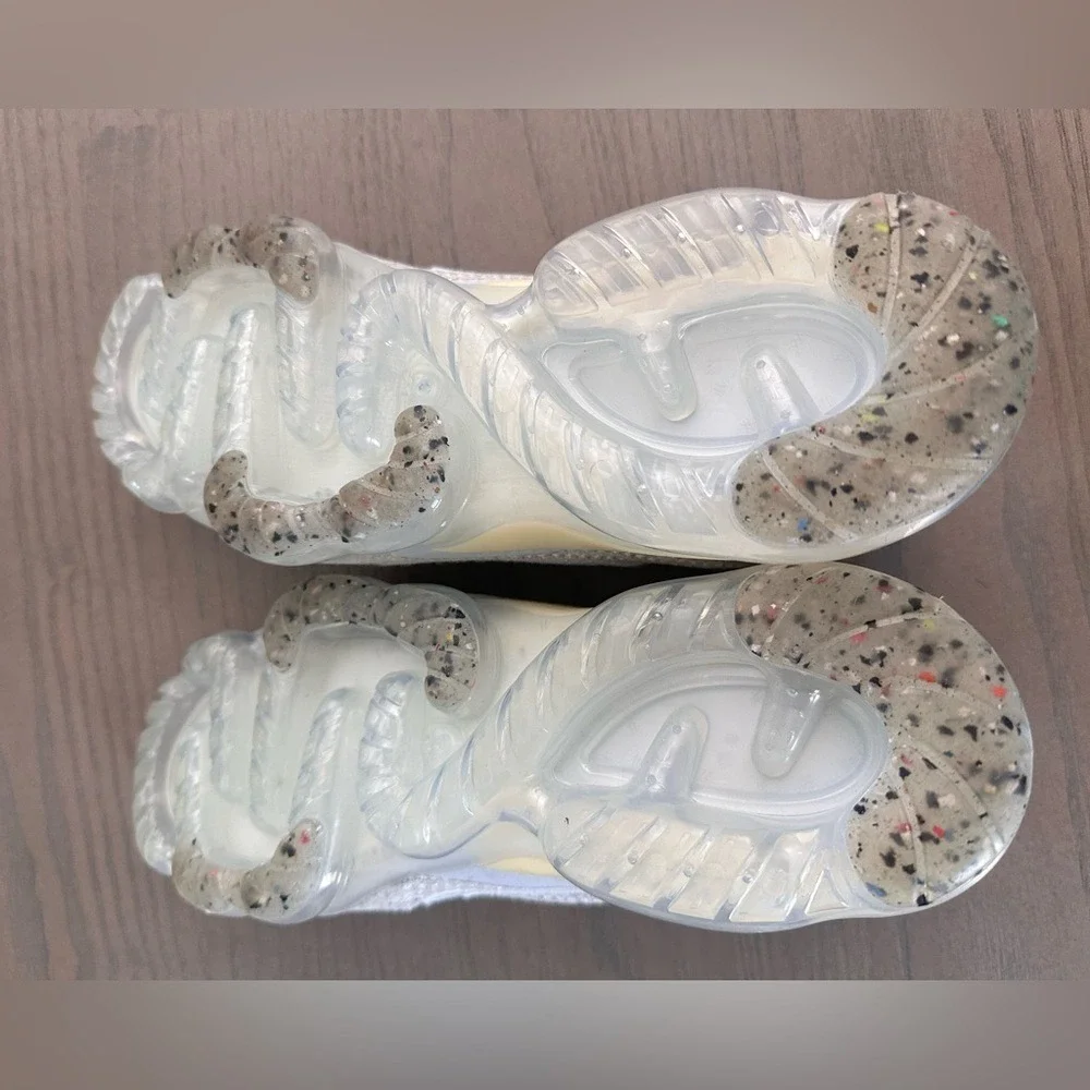 Nike Air VaporMax Flyknit White‎ Pure Platinum 9.5